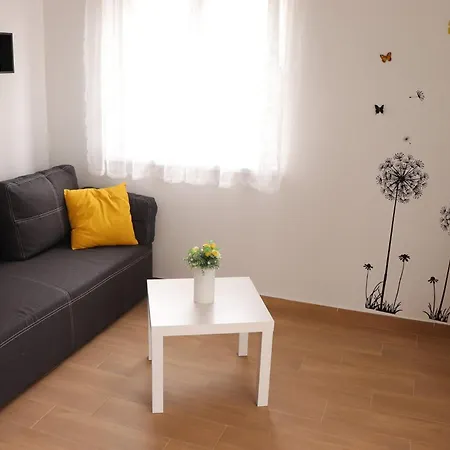 With Parking Space - Ugljan - 18238 Apartment *