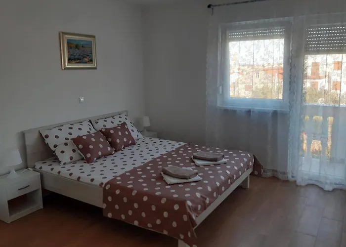 With Parking Space - Ugljan - 18238 Apartment *
