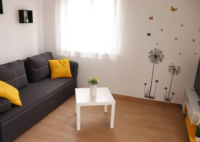 With Parking Space - Ugljan - 18238 Apartment *