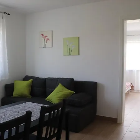 Apartment With Parking Space - Ugljan - 18238 Kukljica
